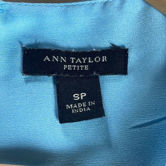 Ann Taylor Petite SP sleeveless tank blouse - Picture 2 of 4
